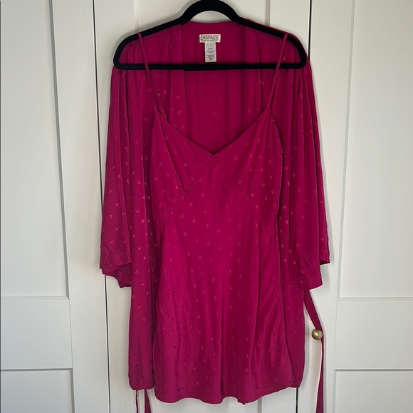 L*Space Moonlit Pink Heart Jacquard Slip Dress & Robe | Small - Picture 5 of 9